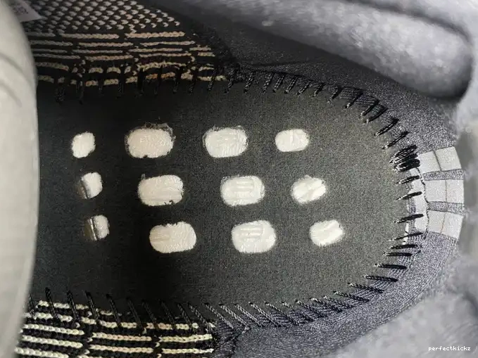 Boost Black Core Adidas White V2 350 BY1604 Yeezy 0623